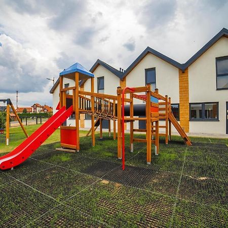 Holiday Complex With Pool, Rewal Buitenkant foto