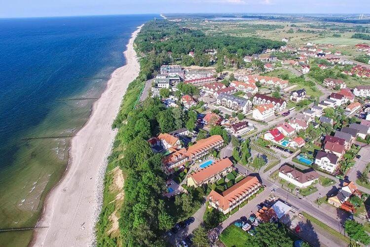 Holiday Complex With Pool, Rewal Buitenkant foto
